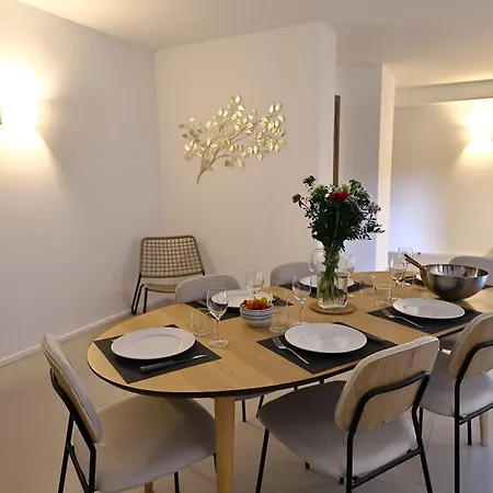 T 4 Spacieux Bord De Avec Piscine Chauffee Apartment *